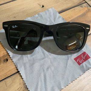 RAY BAN WAYFARER FOLDING CLASSIC